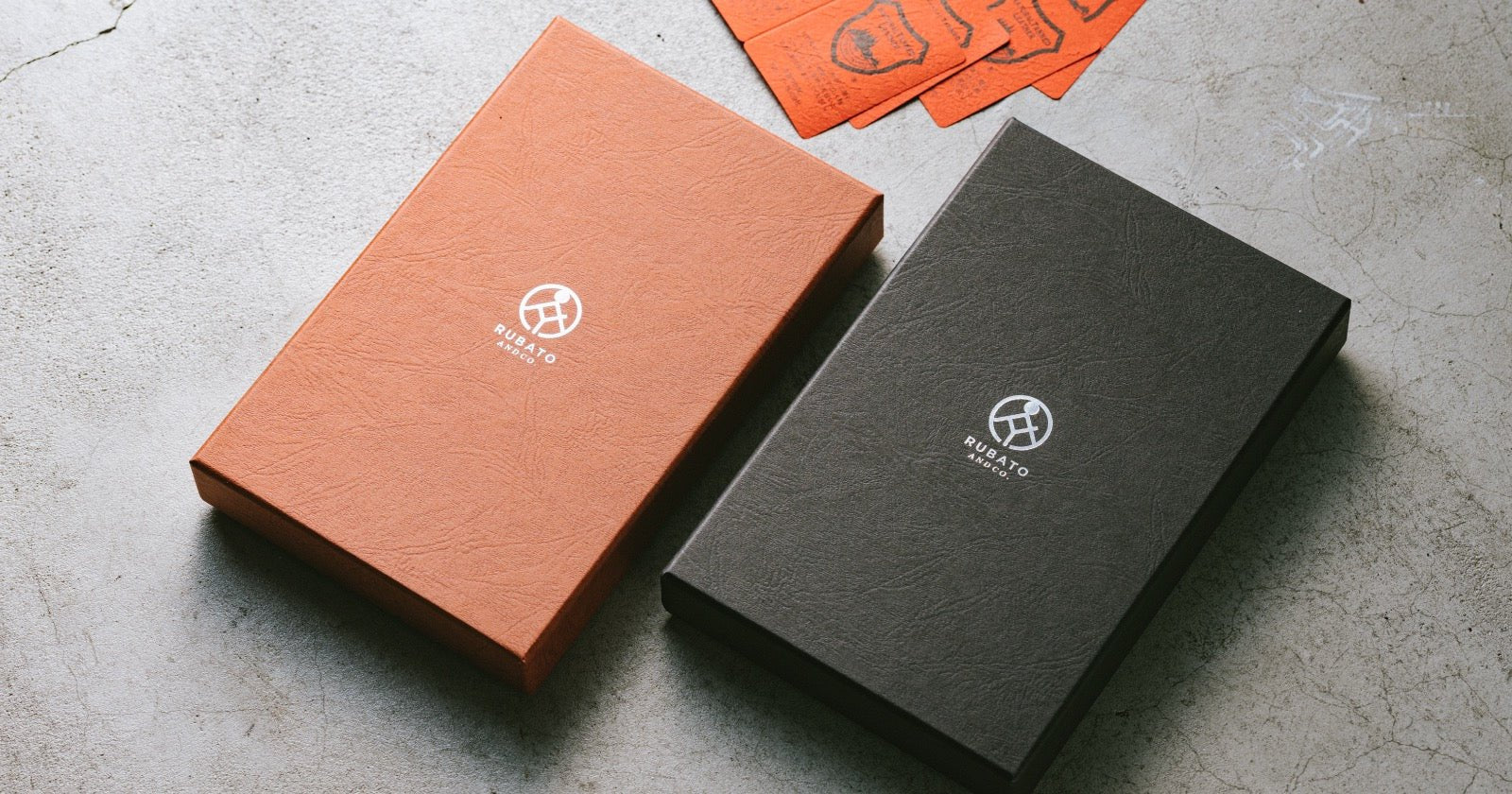 革製品をプレゼントする意味とは?|贈り物に革(レザー)が選ばれる理由とベストタイミング - RUBATO&Co.